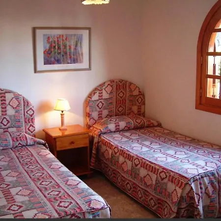 In Puerto Del Carmen Sleeps 6 With Pool Villa *
